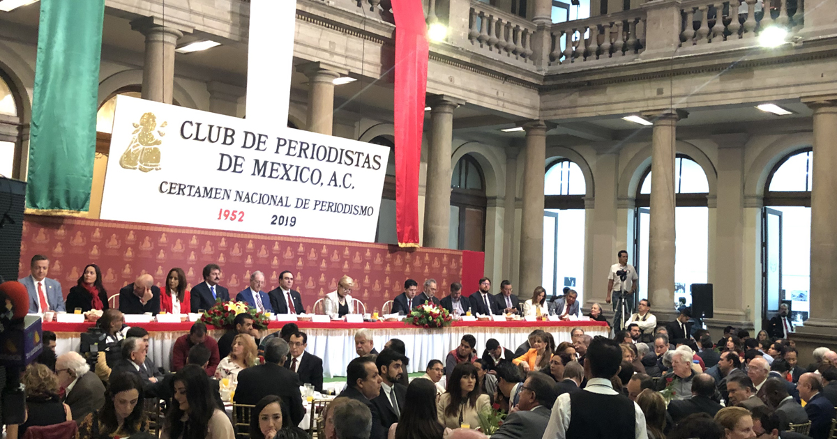 Greg Palast Awarded Prize for International Reporting from Club de Periodistas de México